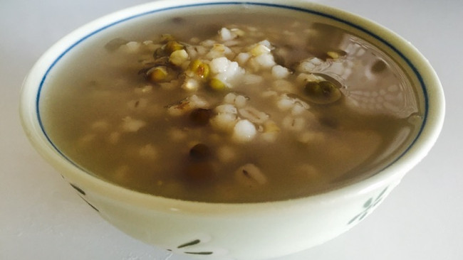 薏米绿豆粥的做法