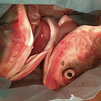 红烧鱼头的做法图解1