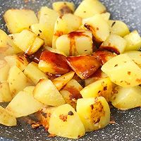 红烧土豆的做法图解7