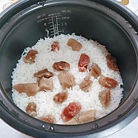 可爱的雪人饭团(萝卜干腊肠饭)的做法图解3