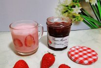 #蓓妮妈妈美味#草莓酸奶的做法