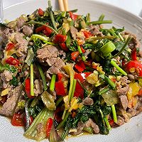 香菜泡椒牛肉的做法图解3