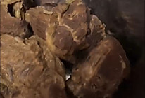 卤牛肉的做法