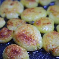 #我们约饭吧#香辣干煎小土豆的做法图解4