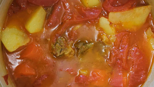 番茄土豆牛腩煲的做法