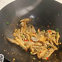 在家体验不一样的烧烤味～香辣孜然平菇的做法图解6