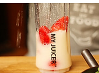 草莓养乐多果汁的做法图解4
