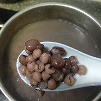 祛湿消肿~红豆薏米粥的做法图解4