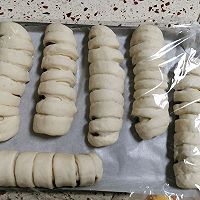 毛毛虫豆沙面包（无额外添加糖版本）的做法图解6