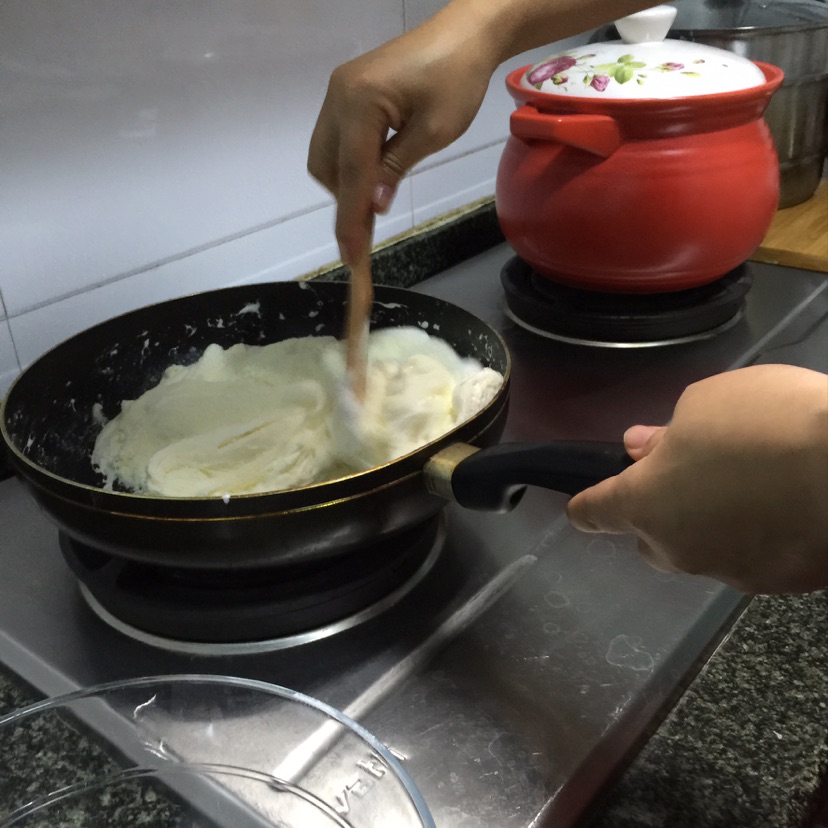 牛轧糖的做法图解3