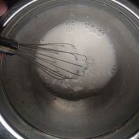 广东肠粉：鸡蛋虾米瘦肉肠粉的做法图解5