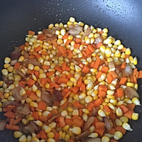 胡萝卜粒炒玉米粒的做法图解6