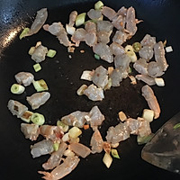 鲜虾蛋炒饭的做法图解4