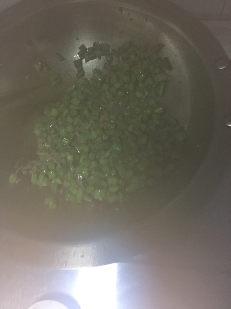 一道下饭快熟菜-榄菜四季豆的做法图解5