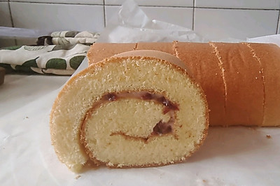 蔓越莓夹心蛋糕卷