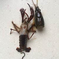 健康十三香小龙虾鲜锅的做法图解1