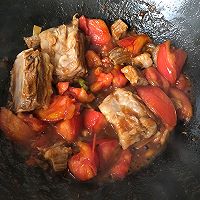 西红柿牛肉炖土豆的做法图解4