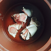 筒骨萝卜木耳菌菇汤——初冬的一锅好汤的做法图解3