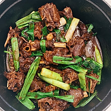 铁锅焖大鹅