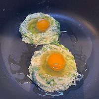 #轻食季怎么吃#茴香土豆丝鸡蛋饼的做法图解3
