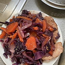 低脂午餐——鸡胸肉炒紫甘蓝