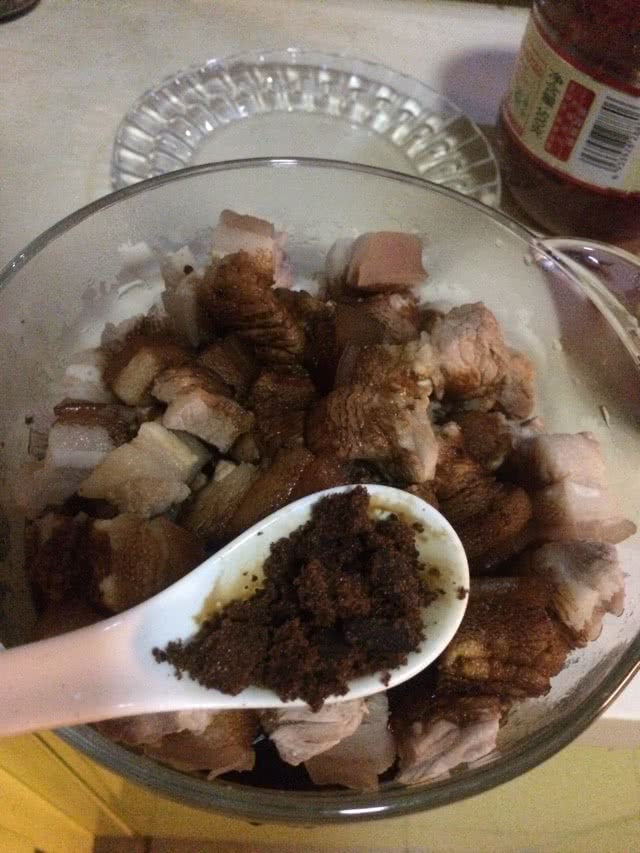 砂锅蒸红烧肉的做法图解3