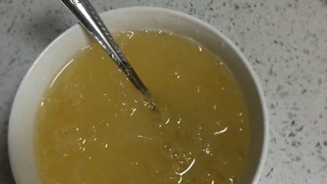 简单快速熬出出胶的银耳的做法