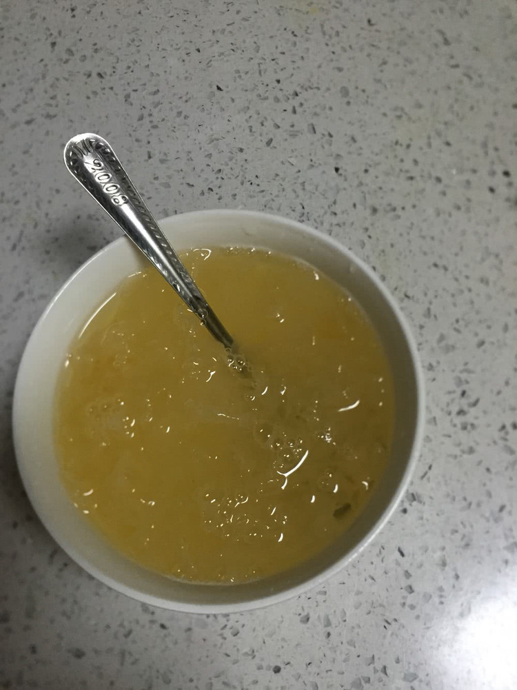 简单快速熬出出胶的银耳的做法
