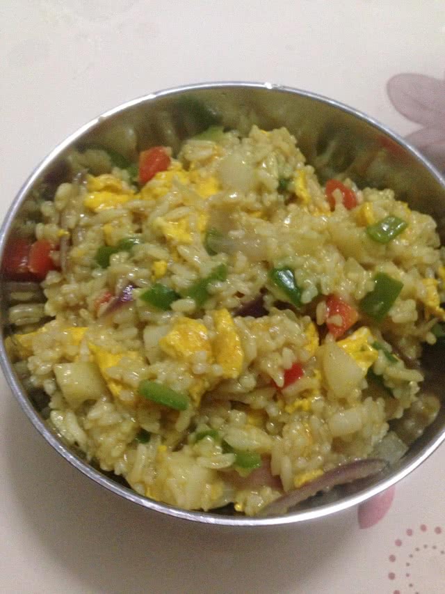 黄金咖喱炒饭