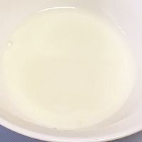 咸蛋黄小龙虾蛋饼的做法图解5