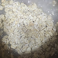 鸡肉海鲜燕麦粥的做法图解3