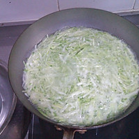萝卜猪肉水饺的做法图解3