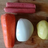 火腿土豆焖饭的做法图解1