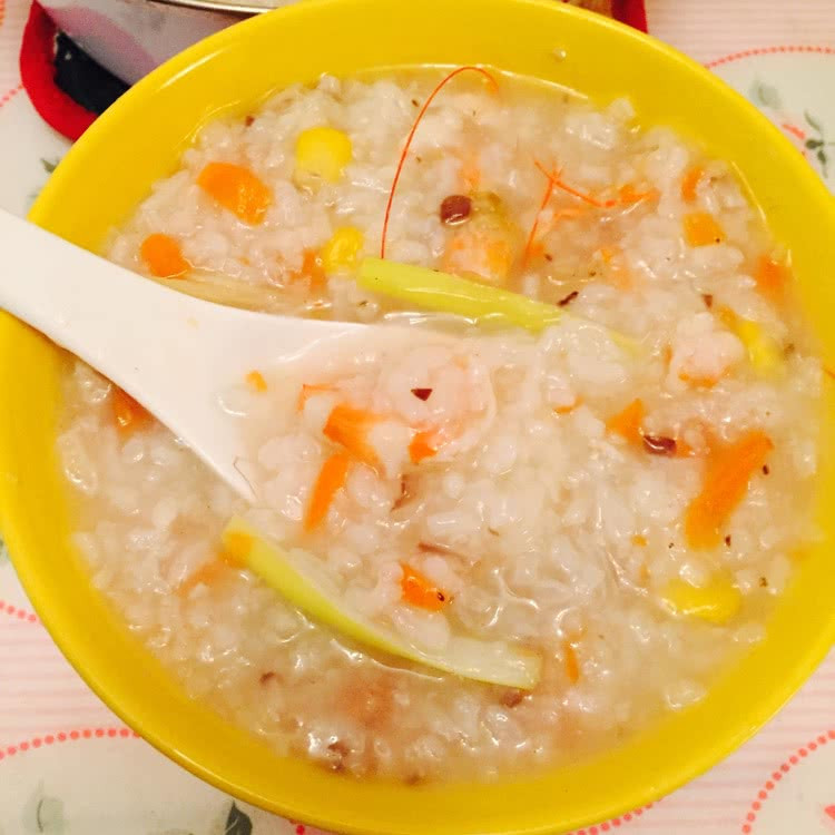香菇蔬菜虾粥的做法