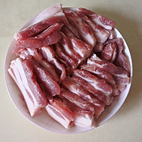 东北炖菜：白菜猪肉炖粉条的做法图解1