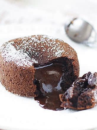 法式巧克力熔岩蛋糕的做法