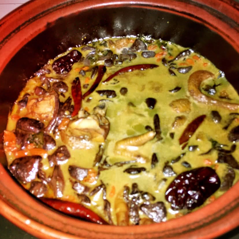 小鸡炖蘑菇