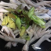 柠檬泡椒凤爪的做法图解1