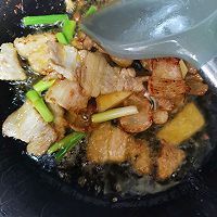 #少盐饮食 轻松生活#五花肉炖白菜豆腐粉条的做法图解5