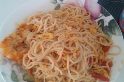 番茄大虾鸡蛋烩面