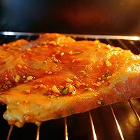 【泰式烤猪颈肉】酸甜辣咸,肉嫩味浓,撩人得很呐的做法图解5