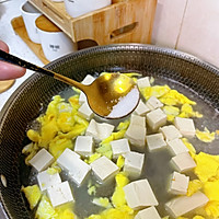 鸡蛋豆腐掉称汤的做法图解3