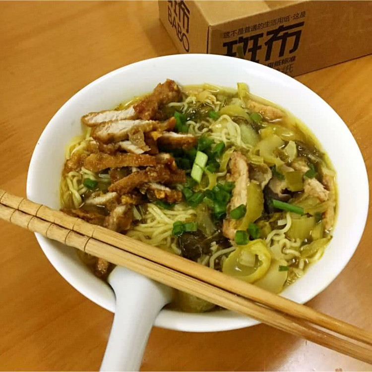 醋肉酸菜面的做法