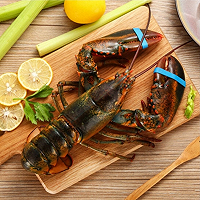 宫保加拿大龙虾丁的做法图解1