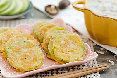 虾皮西葫芦饼&香菇滑鸡粥