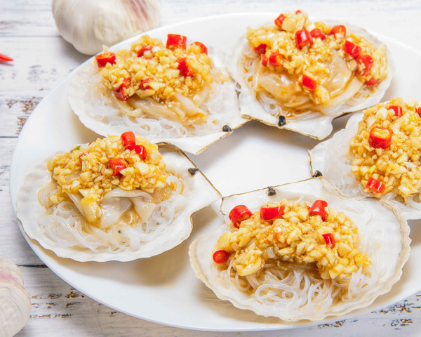 蒜蓉粉丝烤扇贝，鲜美暖心又好味