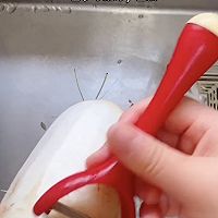 白萝卜丝汤的做法图解2