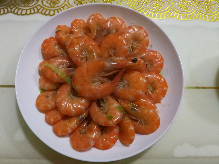 姜香水煮虾的做法