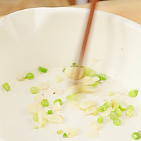 虾仁蚕豆的做法图解10