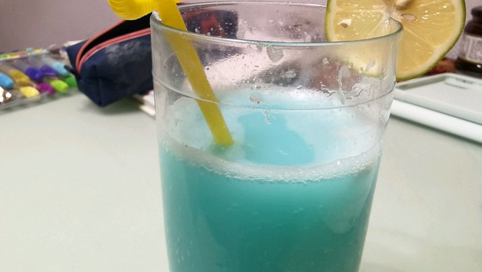 蓝柑柠檬乳酸气泡水